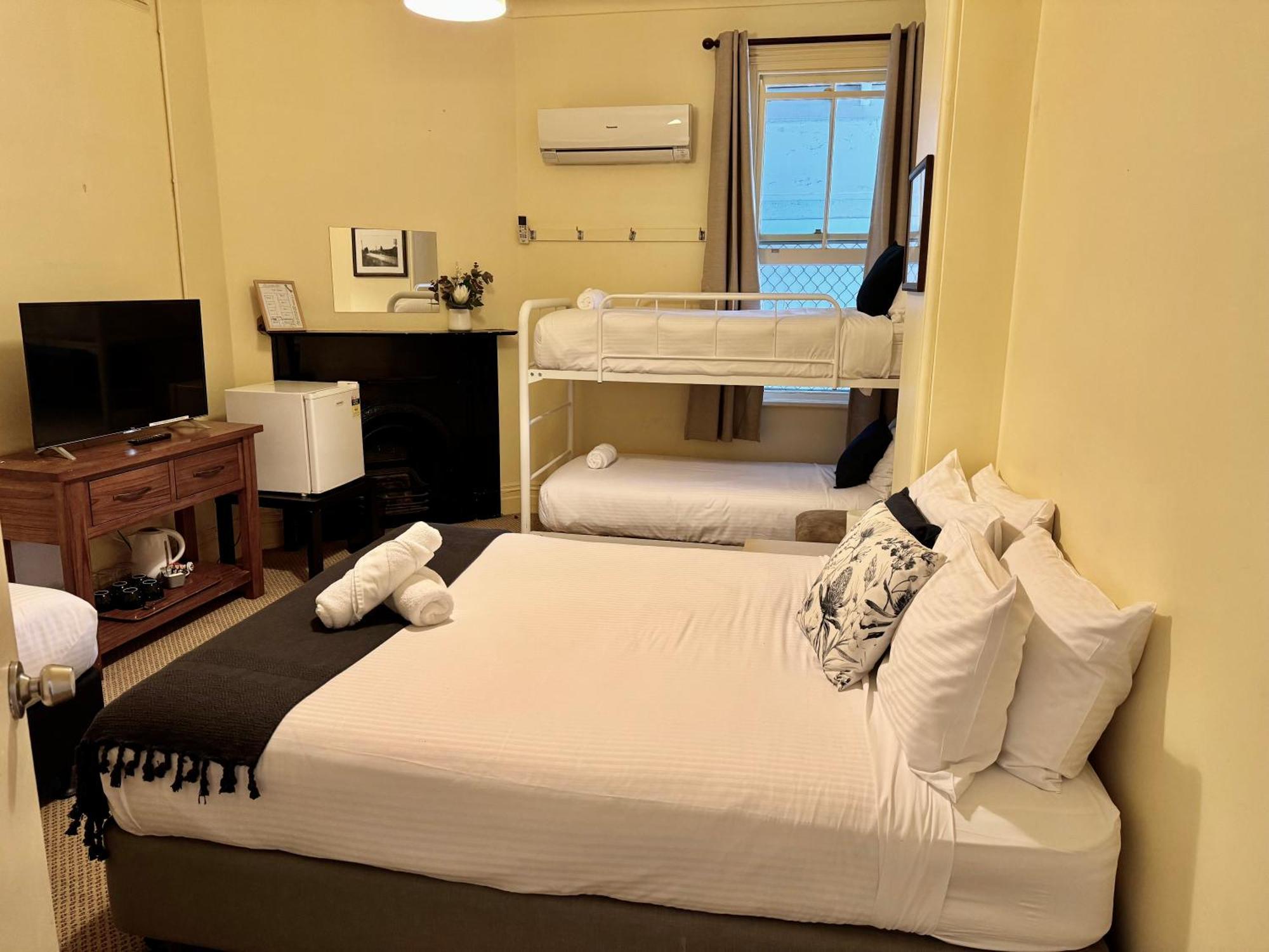 The Commercial Hotel Wallerawang Εξωτερικό φωτογραφία